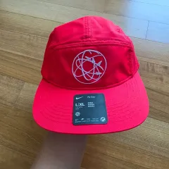 ナイキ Fly キャップ レッド ベースボールキャップ