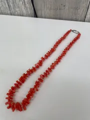E 最終価格【ヴィンテージ】珊瑚ネックレス シルバー留め具 レディース アクセサリー オシャレ