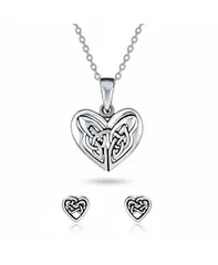 ブリング レディース アクセサリー ネックレス・チョーカー・ペンダントトップ レース Bling Jewelry CelticInspired Love Knot Necklace and Heart Stud Earrings Jewelry Set Oxi