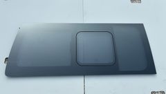 ハイエース200系純正納車外純正テールブルースモークグラデーション