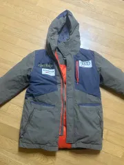 デサント アウディ カナダ オリーブ ダウン サイズ 100