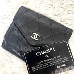 シャネル　CHANEL 二つ折り財布　ブラック　黒　レザー　ココマーク