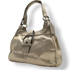 コーチ COACH ソーホー ミニシグネチャー ショルダーバッグ ワンショルダー 肩掛け キャンバス レザー ホワイト 白 ベージュ バックル ベルト 編み込み フラップ レディース カジュアル お出かけ 普段使い 6314 U3 コーチ COACH ソーホー ミニシグネチャー ショルダーバッグ ワン