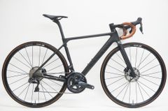 LIV 「リブ」 ESCAPE RX W DISC LTD 2024年モデル クロスバイク 