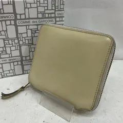 コムデギャルソン 二つ折り財布 小銭入れ付き SA2100 CLASSIC LEATHER メンズ - ISItems【USED】【古着】【中古】50156091のサムネイル