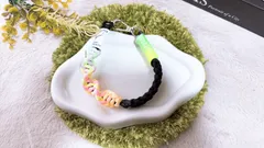 パラコード✶スマホストラップ✶ショート手首用✶ハンドストラップ✶ストラップホルダー付✶パステルレインボー☓ブラック