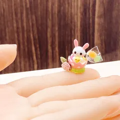 ミニチュア　　イースターうさぎさん　ハンドメイド