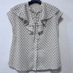URBAN RESEARCH ITEMS  アーバンリサーチ アイテムズ　ブラウス ノースリーブ 水玉 ドット きれいめ 薄手 前開き ボタンダウン