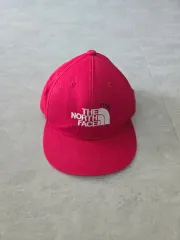 THE NORTH FACE ザノースフェイス レッド ベースボールキャップ キッズ
