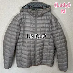 《Lady》ユニクロ ウルトラライトダウン フーディ グレー M 軽量 保温 定番アウター 美シルエット