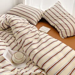 新品 「§ｚｚ．ｌｕｘｉ」布団カバーセット ダブル 4点セット ins ストライプ シンプル 寝具カバー 洋式・和式兼用 ベッドカバー 掛け布団カバー 韓国 ボックスシーツ 枕カバー シーツカバー 肌に優しい ピーチスキン加工 北欧風 オールシーズン（ブラウン