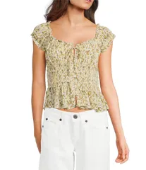 アーバンアウトフィッターズ レディース トップス シャツ ブラウス BDG Urban Outfitters Mabel Short Sleeve Woven Peasant Blouse Yelloのサムネイル
