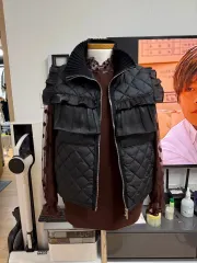 ブラック キルティング フリル ベスト