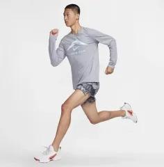 ナイキ ドライフィット トレイル 長袖