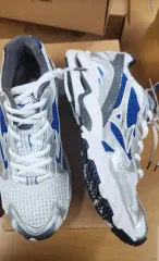 ミズノ ウェーブ ライダー 10 スニーカー 230