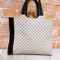 格安) CELINE(セリーヌ)トートバッグ PVC マカダム柄 - メルカリ 格安) CELINE(セリーヌ)トートバッグ PVC マカダム柄 - メルカリ
