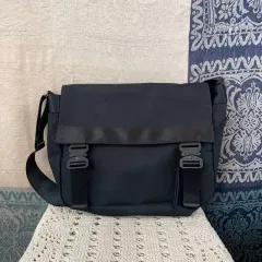 MAISON MINED トゥバックル ブラック クロスバック メッセンジャーバッグ バッグ