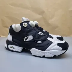 リーボック インスタポンプ カササギ フューリー スニーカー 24センチ