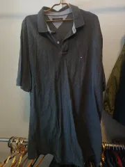 Tommy Hilfiger メンズ チャコールグレー 半袖 カラーTシャツ 110