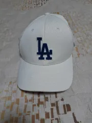 新品 LA ドジャース ベースボールキャップ 白