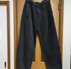 UNIQLO U(ユニクロユー) コーデュロイ タック ワイド パンツ ダークグレー L