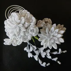 つまみ細工の髪飾りセット/白/結婚式/成人式/七五三/入学式