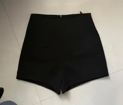 エイブリー ショーツ ハーフパンツ ブラック