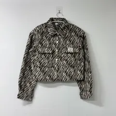 新品、またまたクロップド ジャケット