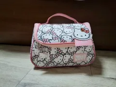 ハローキティ ピンク ポーチ バッグ (タグあり 新品)