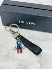 PRADA プラダ サフィアーノ ロボットキーホルダー