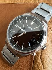 極美品 CITIZEN AS1060-54E 電波ソーラー 箱保証書·余りコマ付 - メルカリ