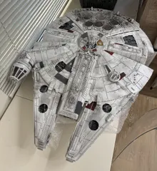 ミレニアム ファルコン 海外版 スターウォーズ イギリス製 ハン・ソロ 愛用機のサムネイル
