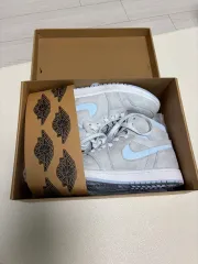 W ジョーダン 1 ズームエアー コンフォート グレー フォード アンド セレスティン ブルー(240)