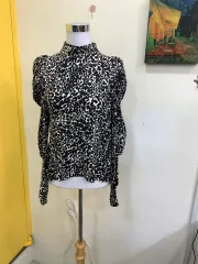 ZARA レオパード柄ブラウス