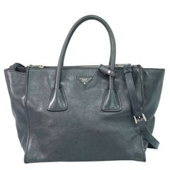 本物 プラダ PRADA ナイロン ショルダーバッグ ポシェット ブラック
