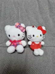 2個まとめ ハローキティ ぬいぐるみ キーホルダー