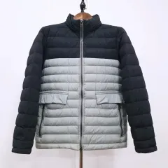 セオリー ユニクロ ダウン 軽量ダウン