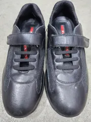 PRADA キッズ ブラック スニーカー(32)