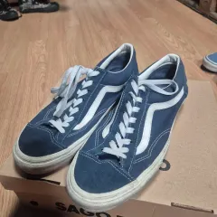 VANS スタイル36 ネイビースニーカー