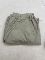 UNIQLO パラシュートパンツ
