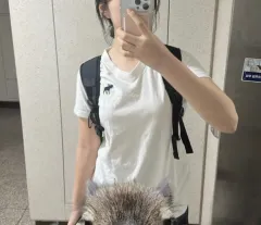 Abercrombie 白い 半袖Tシャツ