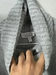 & アザーメイプルストーリー 105 オーバーサイズ タートルネック