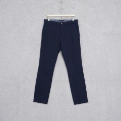 トミーヒルフィガー メンズ スリムフィット ネイビー チノ パンツ 34size
