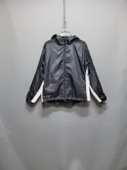 アディダス ウィンドブレーカー