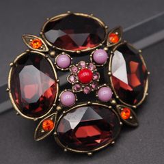 ANNA SUI アナスイ ブローチ ペンダントトップ 孔雀の羽 - メルカリ