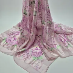 【used品】美品！YUMI KATSURA レディーススカーフ シルク100%のサムネイル
