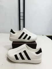 アディダス アディフォーム SuperStar 白 黒 255