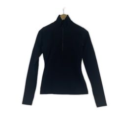 AW2003 BEE ショルダーループ タートルネックニット - メルカリ