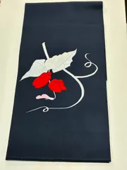 名古屋帯 紺地 赤花 刺繍 ポイント柄 シンプル モダン カジュアル 着物帯
