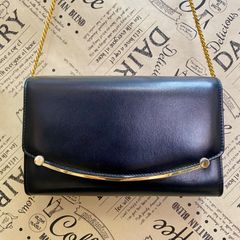 良品 BURBERRY シボ革 ロゴプレート ベルト ショルダーバッグ f698 